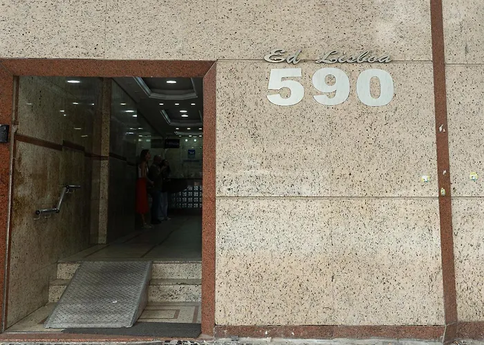 Studio Completo no Centro do Rio - Frente ao metrô Rio de Janeiro